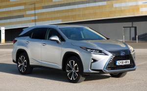 Lexus RX450hL 2018 года (UK)